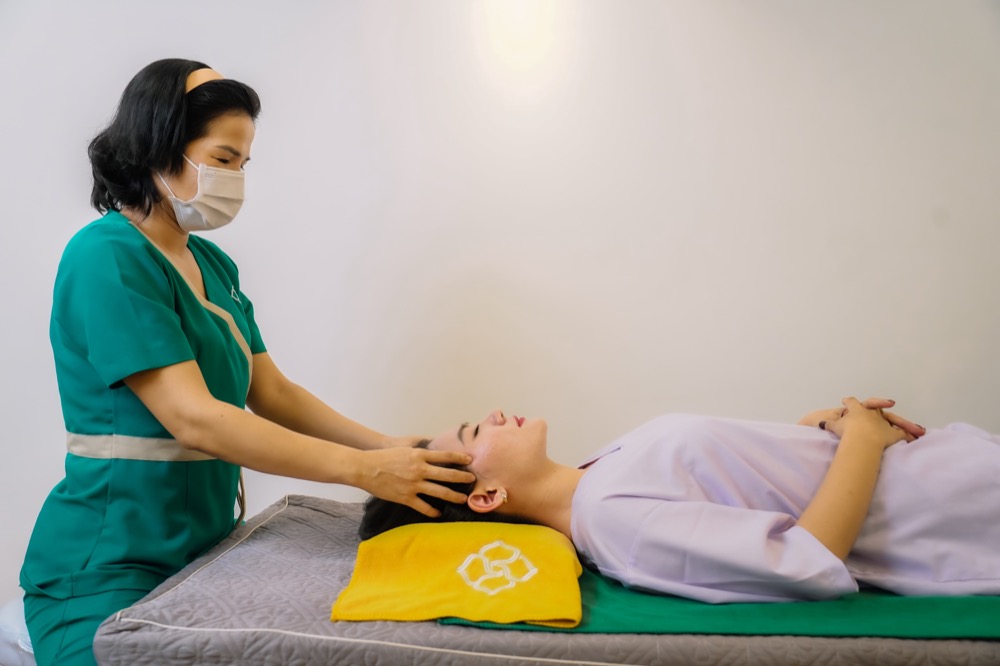 Giường Đá Nóng